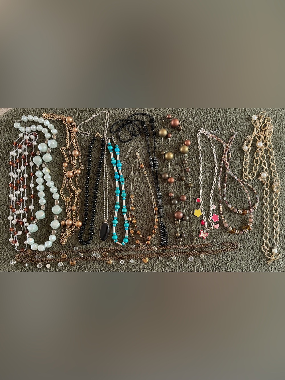 Lot of 13 necklaces Retro /vintage